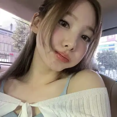 闻皎月